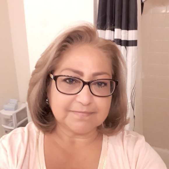 Meet your Posher, Rosa - Picture 1 of 1